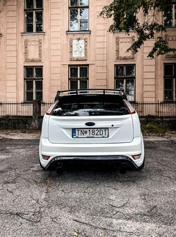 FORD FOCUS MK2 ST225 - 6