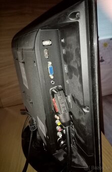 malý LCD TV - 6