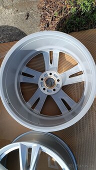 5x108 mm R18 VOLVO a pod. - 6