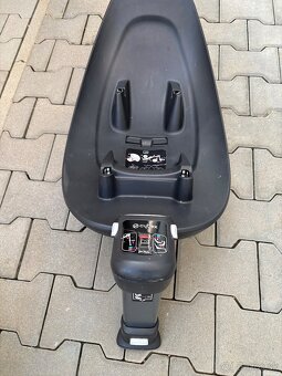 Autosedačka Cybex atom M so základňou Cybex Base M - 6
