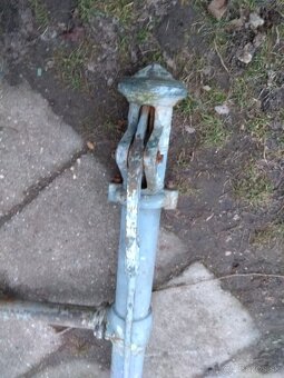 Ručná pumpa A drevené hoblíky - 6