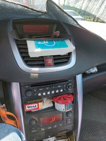 Peugeot 207 CC - 6