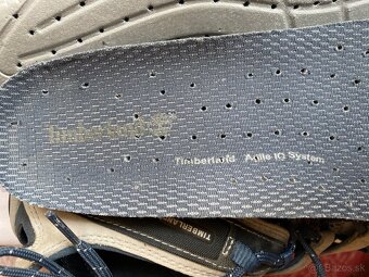 Timberland 9 - 6