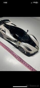 Burrago Ferrari zberatelsky model - 6