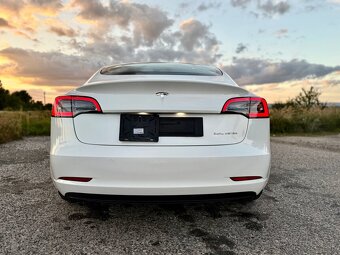 Tesla 3 REFRESH Dual Motor SOH 94%|130.800km|Odpočet DPH - 6