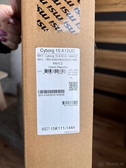 MSI Cyborg 15 A12UC - 6