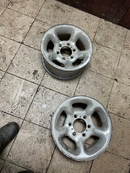 Zadná hnacia náprava Ford aj s diskami - 6