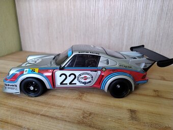 Porsche 911 1:18 - 6