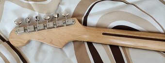Fender Stratacoustic Deluxe - 6