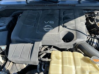 Nissan Navara DoubleCab 3.0 V6 dCi Platinum, Long - 6