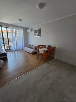 EXKLUZÍVNE Priestranný a zariadený 2-izbový apartmán v rez - 6