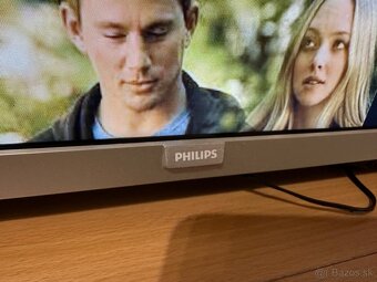 Philips Smart TV 82cm - 6