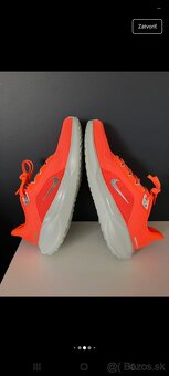 Panske bezecke tenisky Nike 42,5 - 6