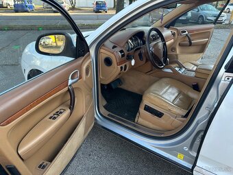 Porsche Cayenne Turbo LPG - 6