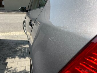 Volkswagen Golf 5 1.9TDI 77kw - 6