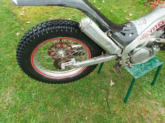 Predám trialku značky Honda 250 - 6