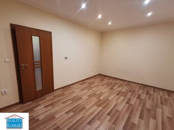 Ponúkame na prenájom 1-izbový byt v Nových Zámkoch - 6