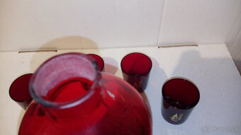 Karafa s pohárikmi - 6