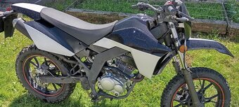 125 crs enduro na značkách - 6