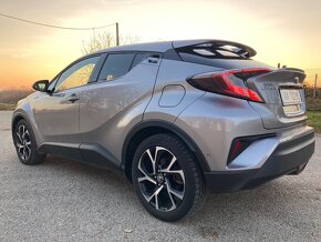 Toyota CH-R HYBRID 97.000km - 6