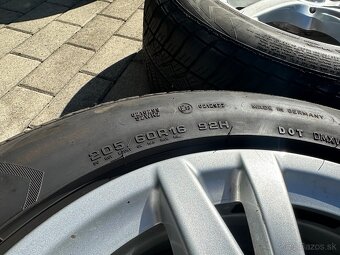 BMW - 4ks hlinikové disky 16” + pneumatiky - 6