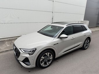 Audi e-TRON 50 Quattro SUV - 6
