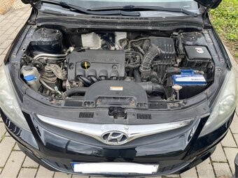Hyundai i30 1,4 - 80kw, Benzín - 6