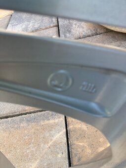 Alu disky org Škoda 5x112 7J ET45 R18 - 6
