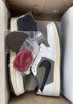 Jordan 1 Retro Travis Scott “Medium Olive” - 6