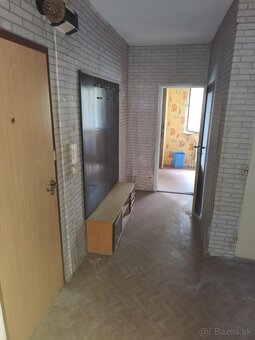 2,5 IZBOVÝ BYT NA PREDAJ V PÔVODNOM STAVE - 6