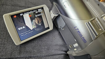 Kvalitná 3CCD digitálna kamera PANASONIC - 6