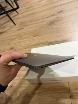 MacBook Air m1 256gb/8gb ram - 6