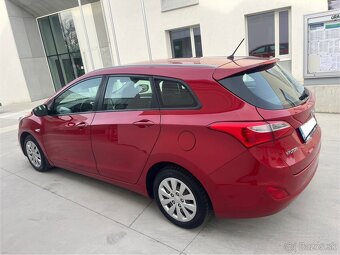 Hyundai i30 combi 1.6crdi 2017 - 6