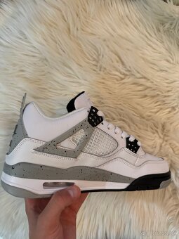 Jordan 4 - 6