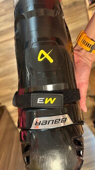 Hokejové chrániče holenné Bauer S23 supreme M3 15” velkosť - 6