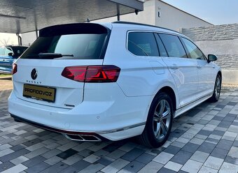 Volkswagen Passat Variant 2.0TDI R-Line 4Motion - 6