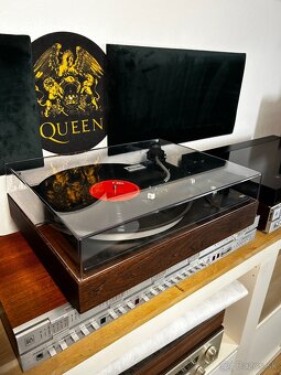 Gramofon Tesla po kompletnej obnove - 6