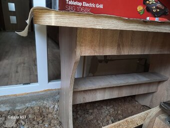 Rohová lavica so stolom.. - 6