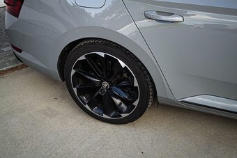 Škoda Superb combi SPORTLINE - 6
