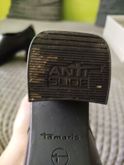 Predám skoro nové kožené topánky Tamaris - 6