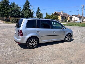 Volkswagen Touran 1,9 TDI DSG - 6