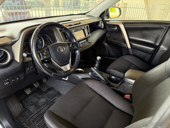 Toyota RAV4 2.2 l D-4D Premium 4x4 - 6