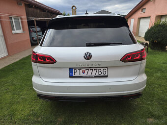 VW Touareg R-Line - 6