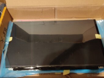 HP pavilion LCD nove - 6