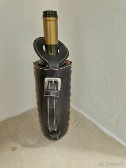 predám kožené púzdro na víno-nosič - 6