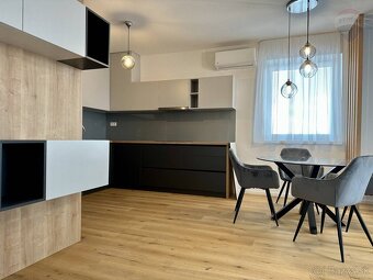 PREDAJ: 3 IZBOVÝ ZARIADENÝ BYT, NOVOSTAVBA - DUNAJSKÁ STREA, - 6