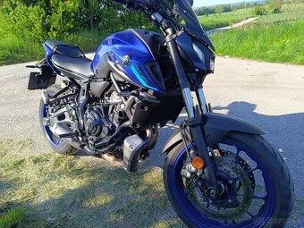 Yamaha mt 07 - 6