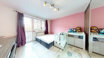 Prenájom veľkého 4-izbového bytu s loggiou, 93 m², Trenčín – - 6