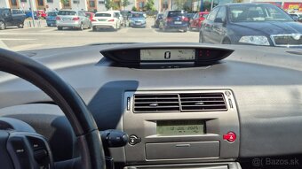 Citroen C4, 1,4 benzin, rocnik 2010 - 6