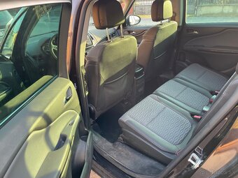 Opel Zafira Tourer - 6